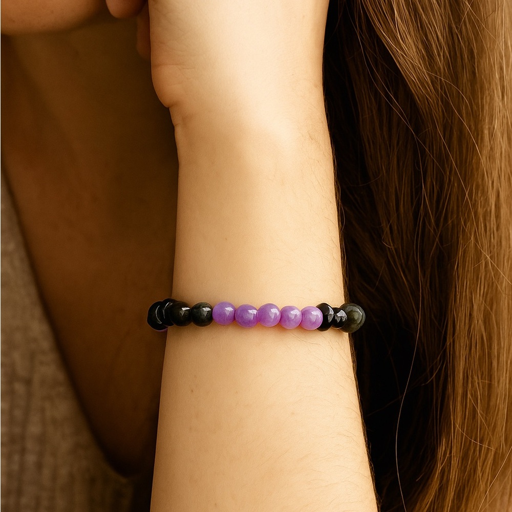 Chic Purple and Black Beaded Bracelet